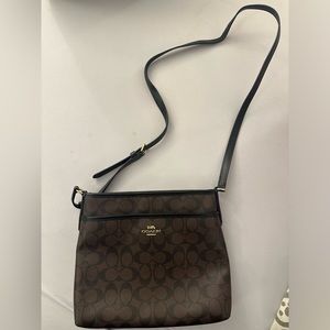 BRAND NEW Coach Sling Bag (brown black